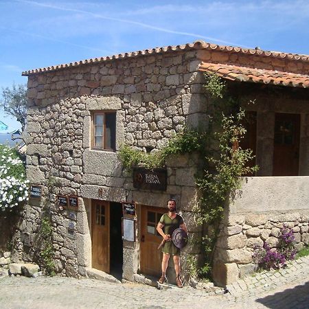 Taverna Lusitana Hotel Monsanto Exterior foto