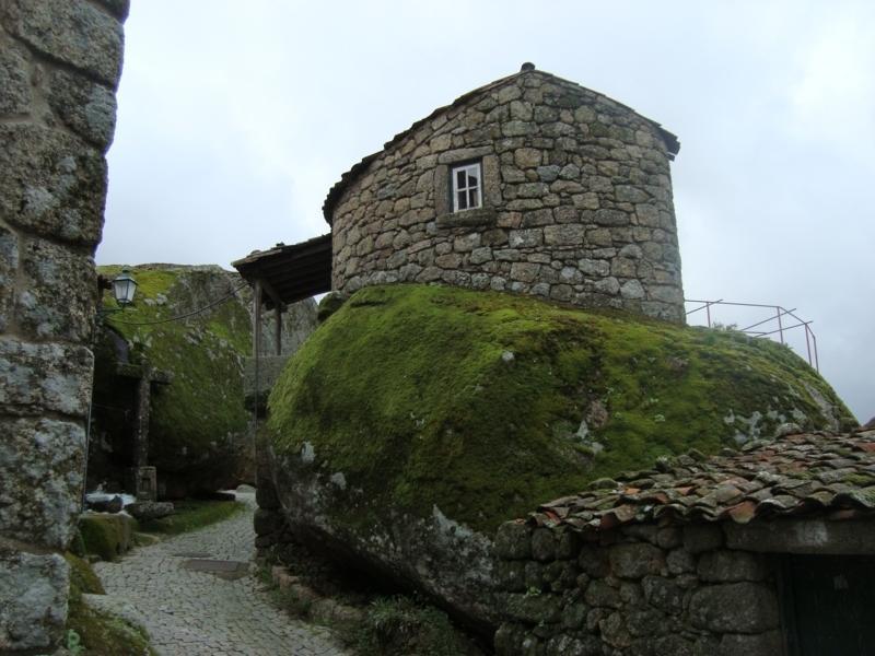 Taverna Lusitana Hotel Monsanto Exterior foto